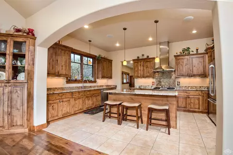 229 Thresher Ct, Eagle, CO 81631 photo 10
