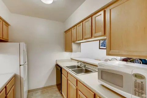 120 Gopher Rd #B18, Avon, CO 81620 photo 9