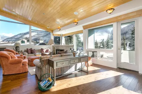 292 E Meadow Dr #674, Vail, CO 81657 photo 3
