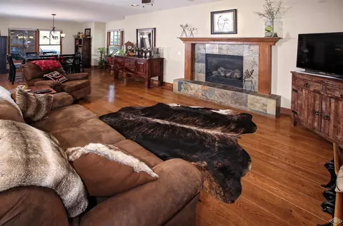 370 Palmer Loop, Eagle, CO 81631 photo 2