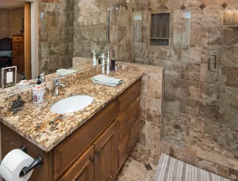 23 Snow Owl Ct, Eagle, CO 81631 photo 12