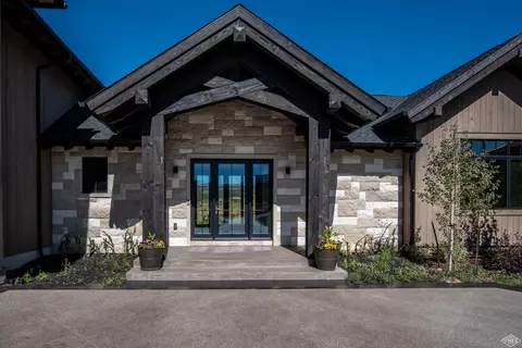 200 N Penstemon Ln, Eagle, CO 81631 photo 2