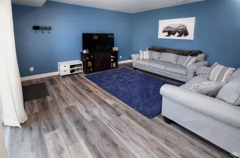 316 Wall St #2, Eagle, CO 81631 photo 2