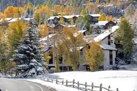 225 Eagle Dr #4A, Avon, CO 81620 photo 1