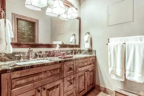 636 W Forest Road Rd #A, Vail, CO 81657 photo 35