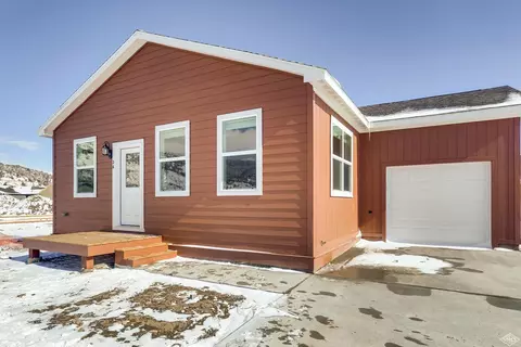 38 Bass Loop, Gypsum, CO 81637 photo 2