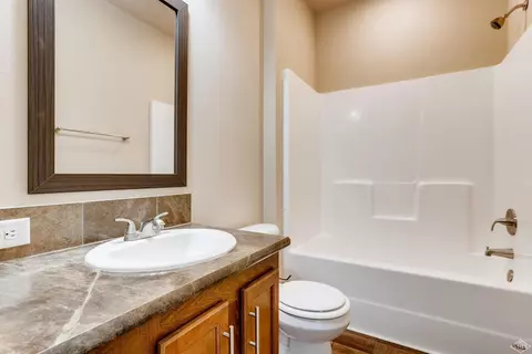 38 Bass Loop, Gypsum, CO 81637 photo 12
