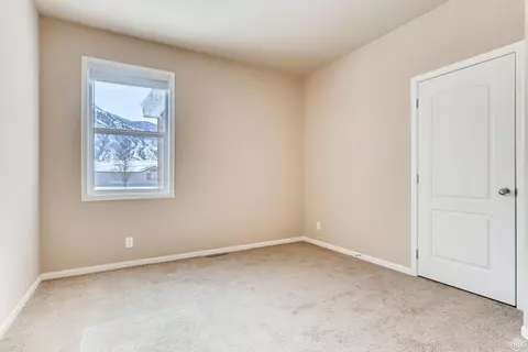 38 Bass Loop, Gypsum, CO 81637 photo 11
