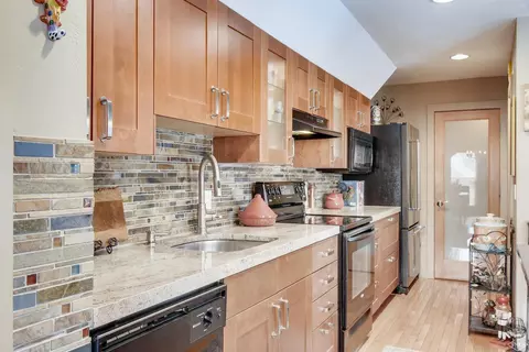 16 Eagle-vail Rd #B2, Avon, CO 81620 photo 10