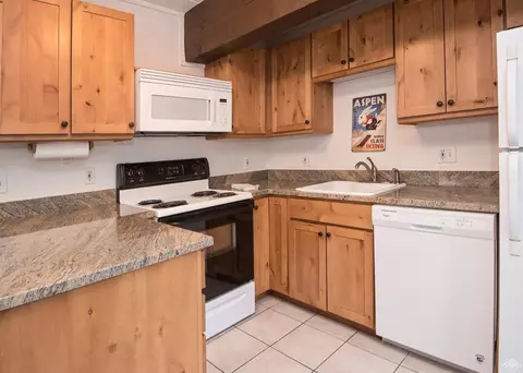 2958 S Frontage Rd W #B4, Vail, CO 81657 photo 8