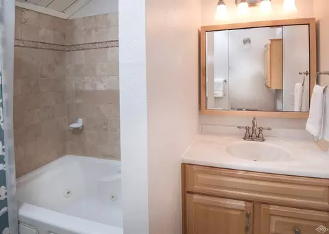 2958 S Frontage Rd W #B4, Vail, CO 81657 photo 13