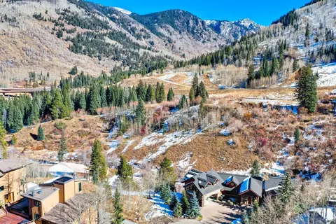 5184 Main Gore Dr S, Vail, CO 81657 photo 2