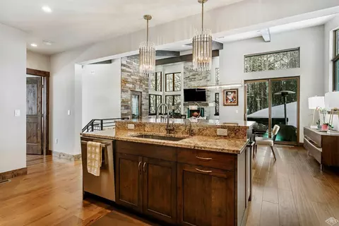 838 Eagle Drive Cir, Avon, CO 81620 photo 7