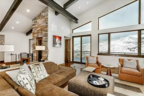 838 Eagle Drive Cir, Avon, CO 81620 photo 3