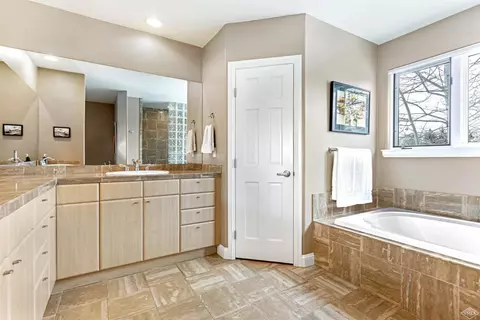 150 Saddle Dr #E, Edwards, CO 81632 photo 14