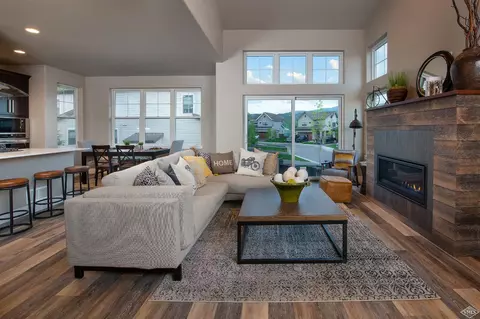 34 Field St, Eagle, CO 81631 photo 3