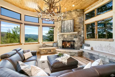 751 Singletree Rd #25, Edwards, CO 81632 photo 2