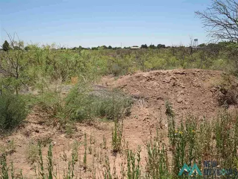Tennyson St, Deming, NM 88030