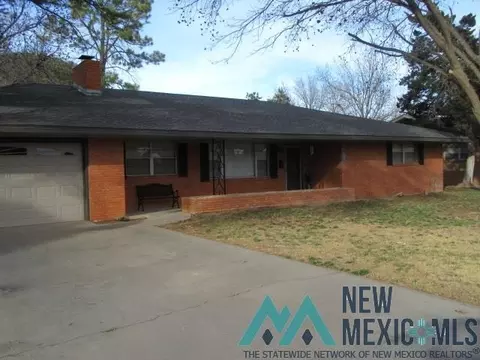 710 E Mesa Dr, Hobbs, NM 88240 photo 1