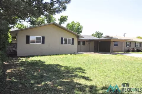 305 W Yucca, Clovis, NM 88101 photo 1