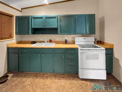 1507 8th St, Eunice, NM 88231 photo 4