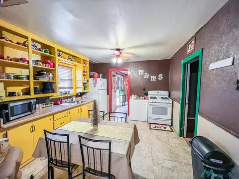 1008 8th St, Eunice, NM 88231 photo 5
