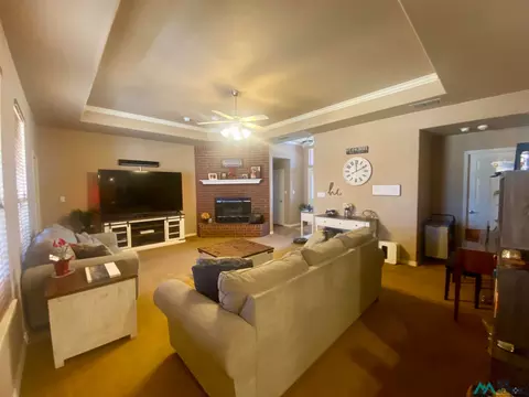 2208 Enloe, Clovis, NM 88101 photo 3