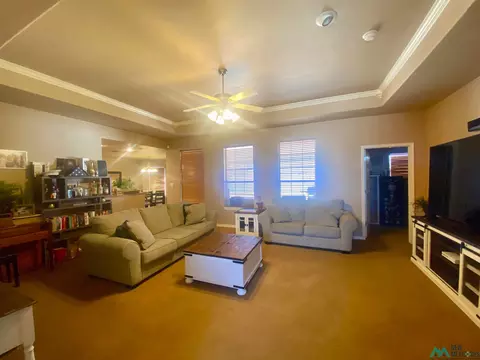 2208 Enloe, Clovis, NM 88101 photo 2