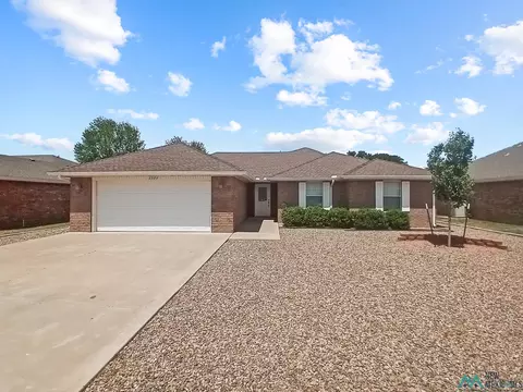 2324 Jadyn Ln, Clovis, NM 88101 photo 2