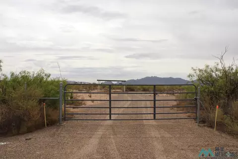 La Bajada Rd Sw, Deming, NM 88030