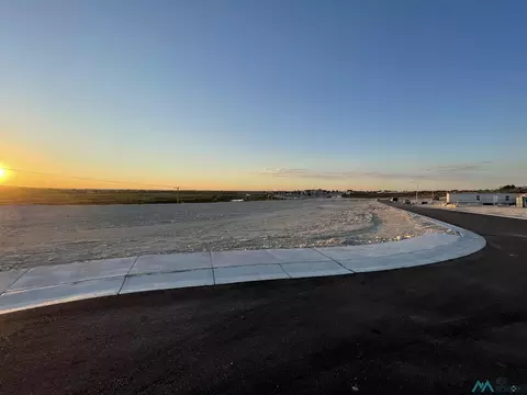 1601 Skyline Dr, Carlsbad, NM 88220