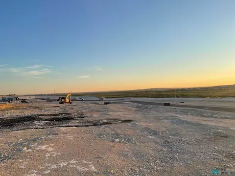 1618 Skyline Dr, Carlsbad, NM 88220