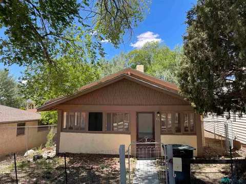 106 W Green Ave, Gallup, NM 87301