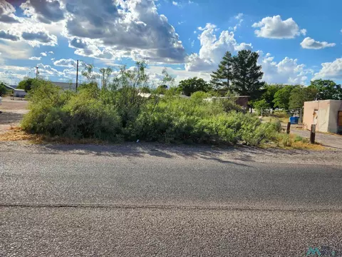 S Pearl St, Deming, NM 88030