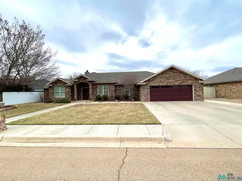4017 Springwood Dr, Clovis, NM 88101 photo 2