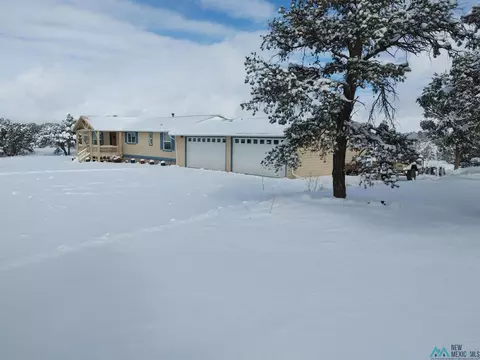 123 Blue Hls, Pie Town, NM 87827 photo 3