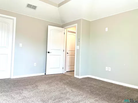 2704 E 14th St, Clovis, NM 88101 photo 13