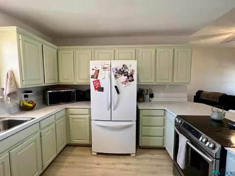 2422 Howard Cowper Dr, Clovis, NM 88101 photo 8