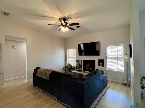 2422 Howard Cowper Dr, Clovis, NM 88101 photo 5