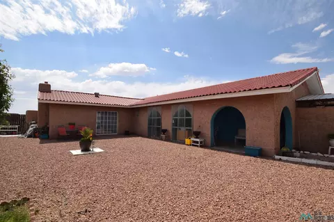 12750 Hermanas Rd SW, Deming, NM 88030