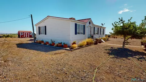 6525 Amapola Rd SE, Deming, NM 88030