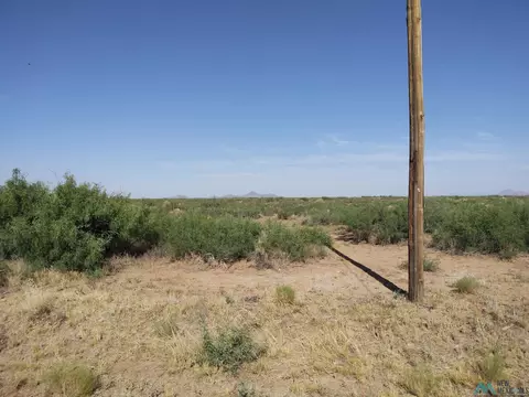 SW Pelayo, Deming, NM 88030