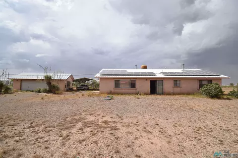 2685 Canto Rd SE, Deming, NM 88030