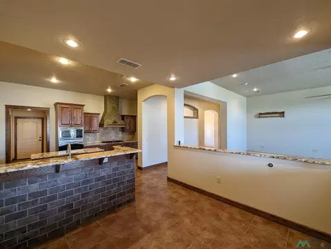 3801 Springwood Dr, Clovis, NM 88101 photo 8