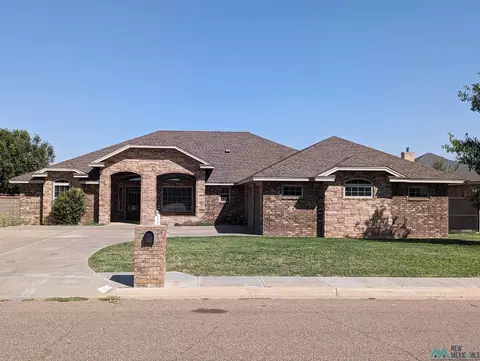 3801 Springwood Dr, Clovis, NM 88101 photo 1