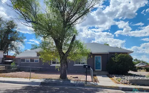 414 E Aztec Ave, Gallup, NM 87301