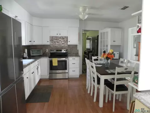 419 E Main Ave, Fort Sumner, NM 88119 photo 9