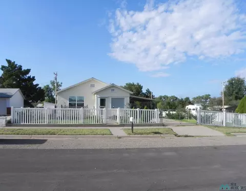 419 E Main Ave, Fort Sumner, NM 88119 photo 1