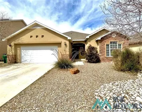 5020 Big Red Rd, Hobbs, NM 88240