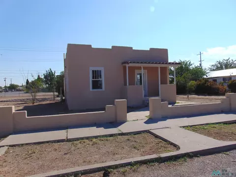 705 S Iron St, Deming, NM 88030